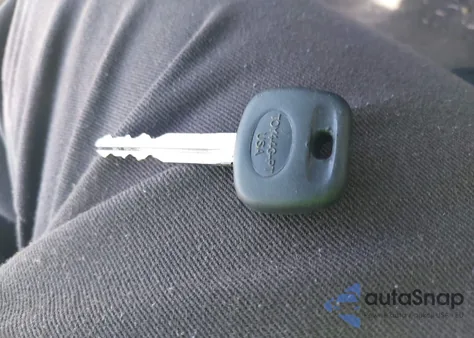 2011 Toyota Camry Se from USA, damaged, VIN 4T1BF3EK1BU766250